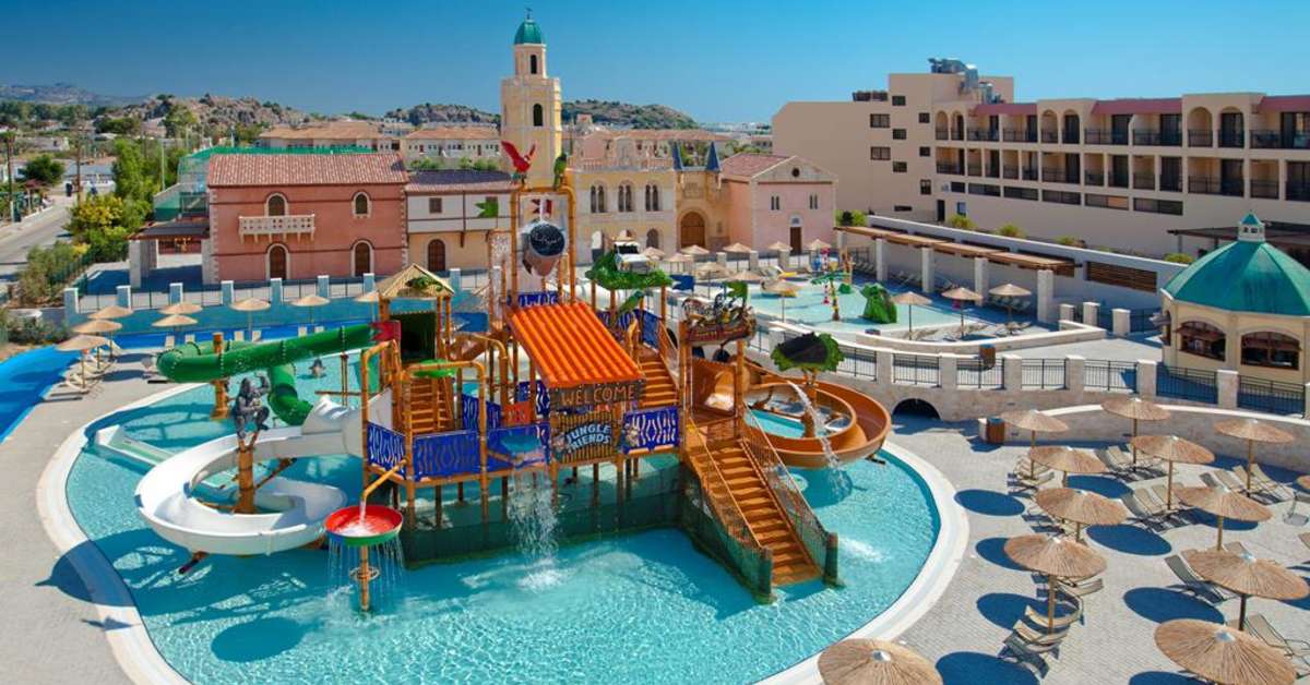 Een foto van het zwembad bij Atlantica Aegean Blue