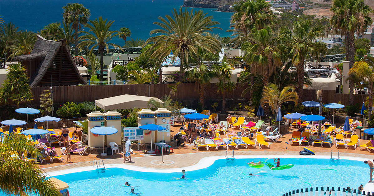 Een foto van het zwembad bij Sport Hotel Monte Feliz