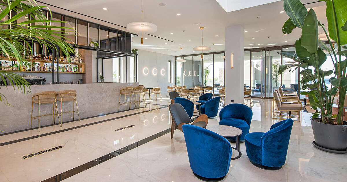 Een foto van het interieur van Myrion Beach Resort & Spa