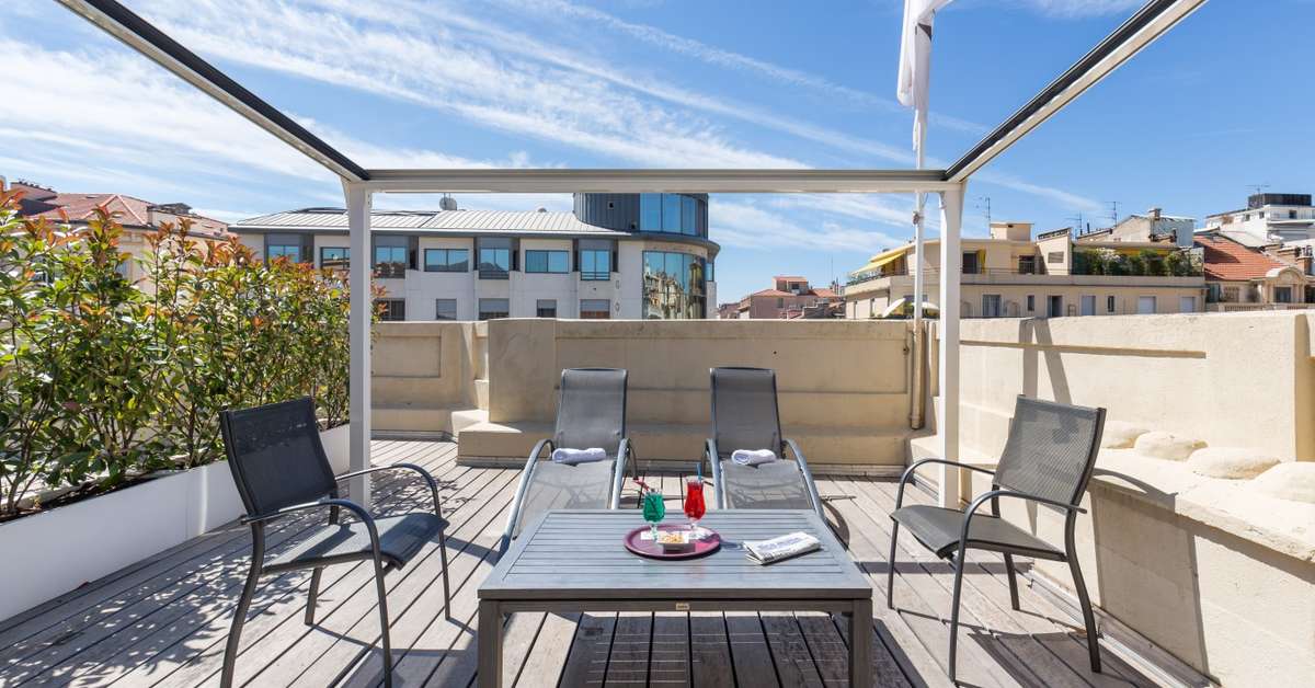 Ein Foto von der Terrasse im Best Western Plus Brice Garden Nice