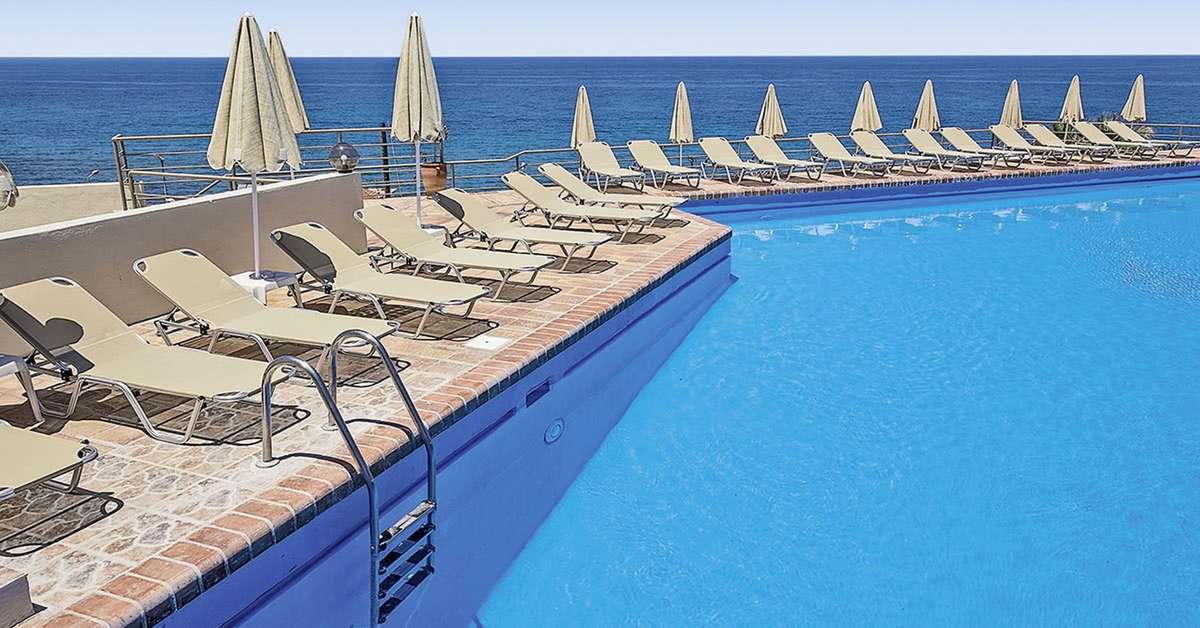 Ein Foto vom Pool im Scaleta Beach Hotel