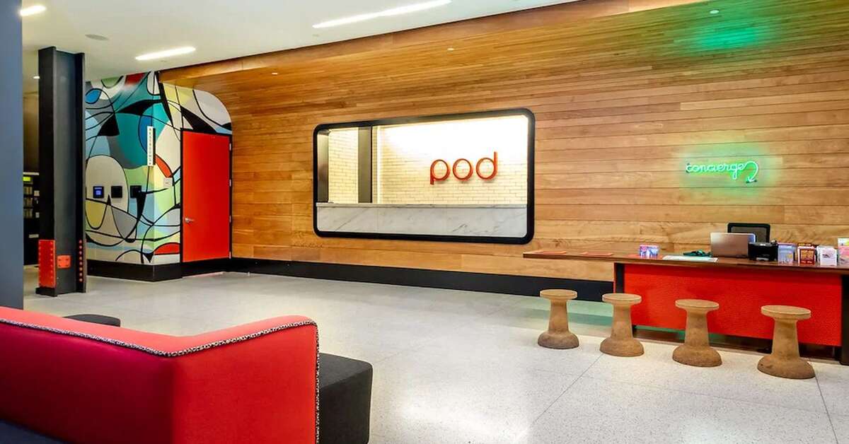 Een foto van het interieur van Pod 39 Hotel