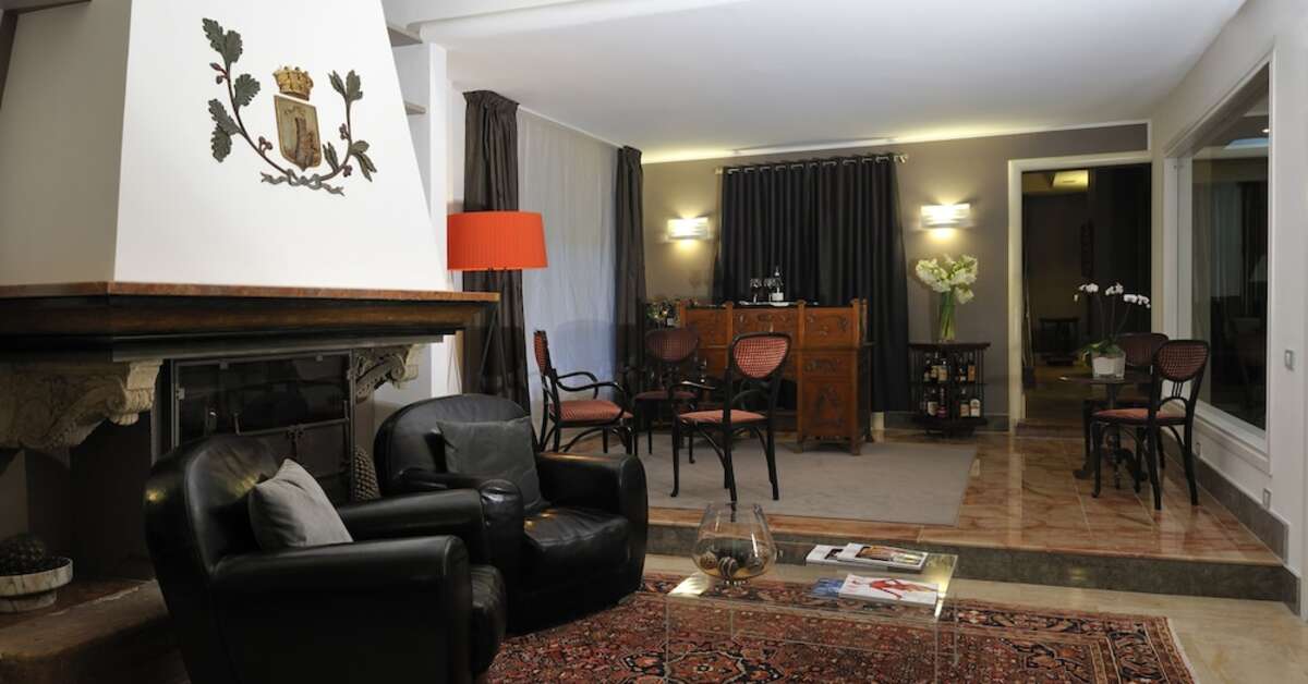 Een foto van het interieur van Hotel Principe di Villafranca