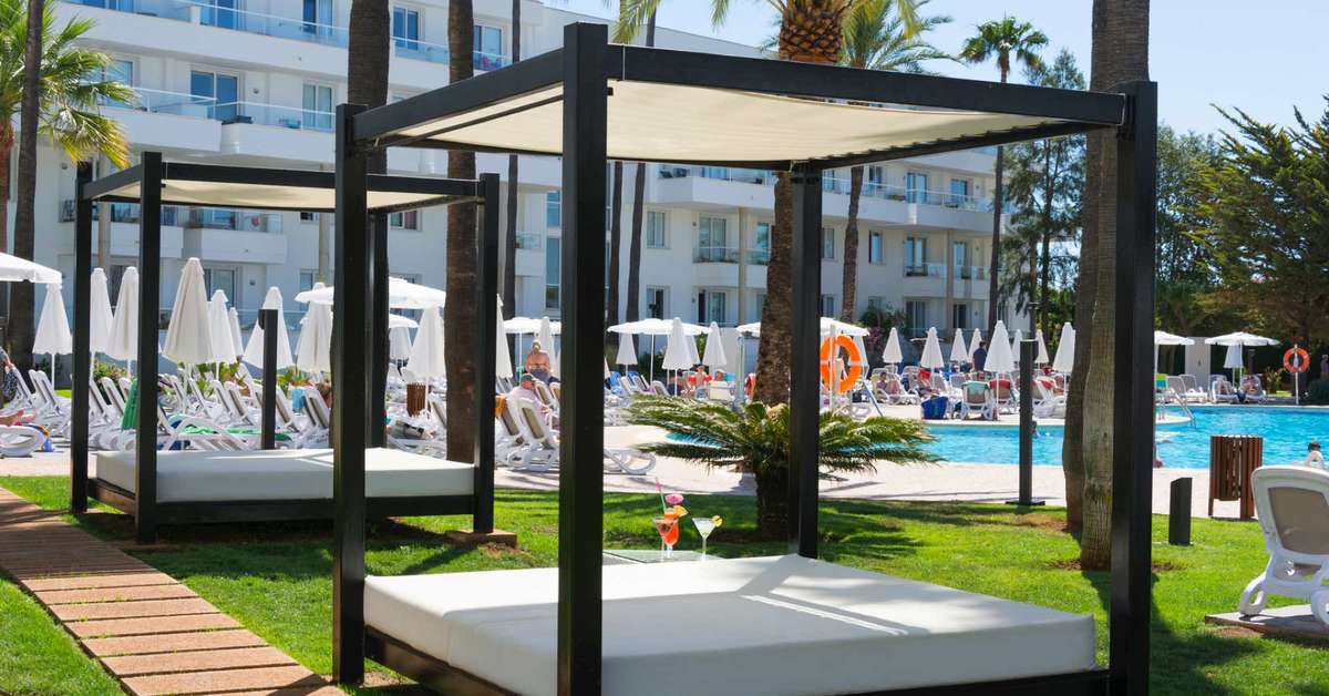 Een foto van de buitenkant van Aparthotel Protur Vista Badia