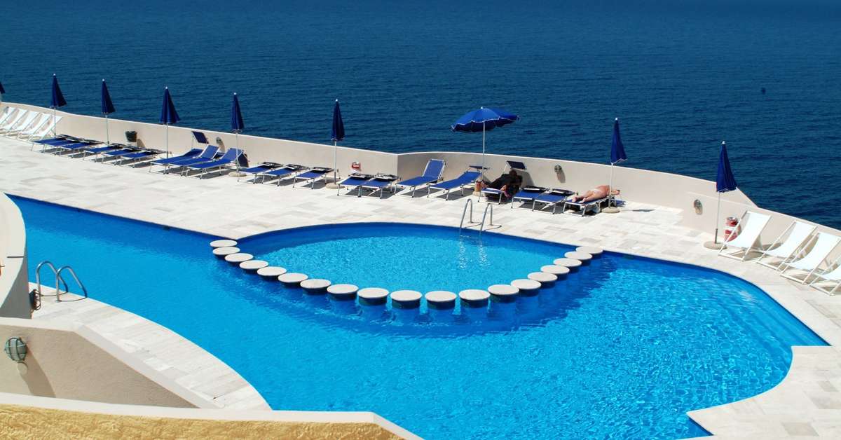 Een foto van het zwembad bij Castelsardo Resort Village