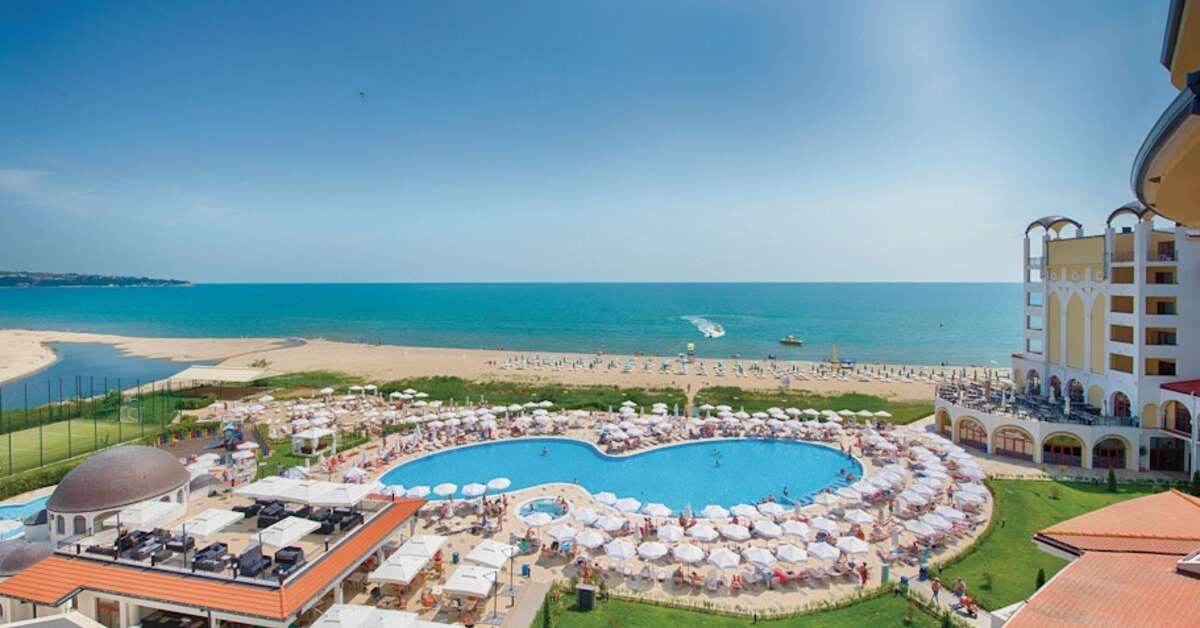 Een foto van Alua Helios Bay
