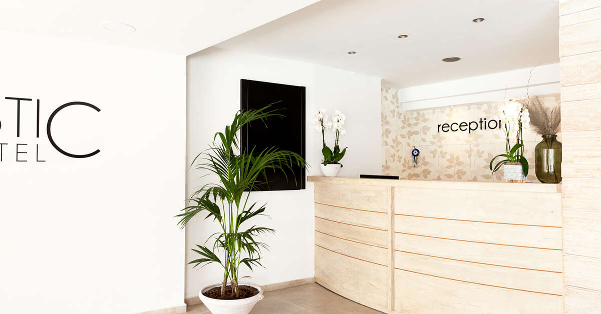 Een foto van het interieur van Majestic Hotel
