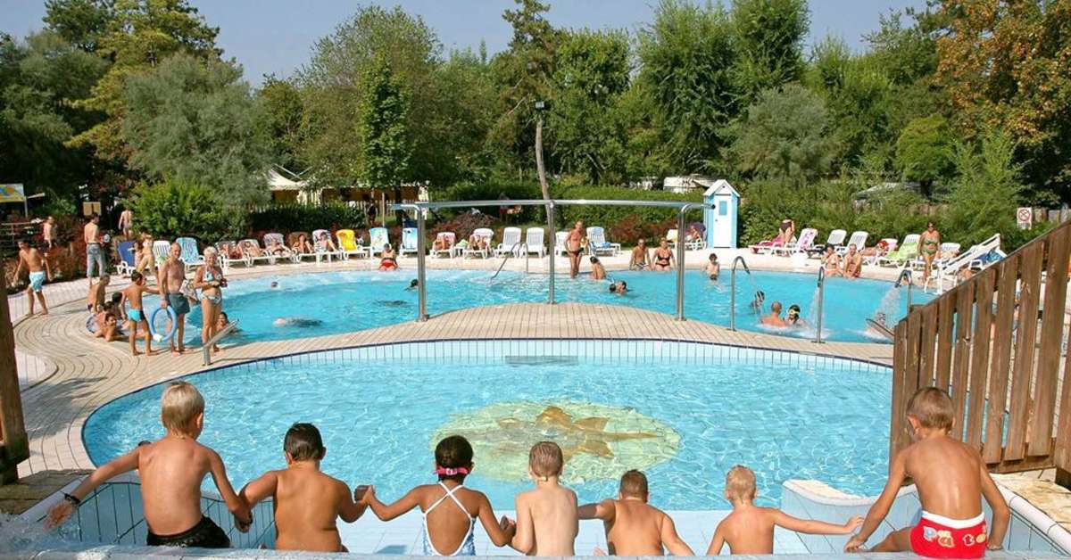 Een foto van het zwembad bij Camping Sabbiadoro