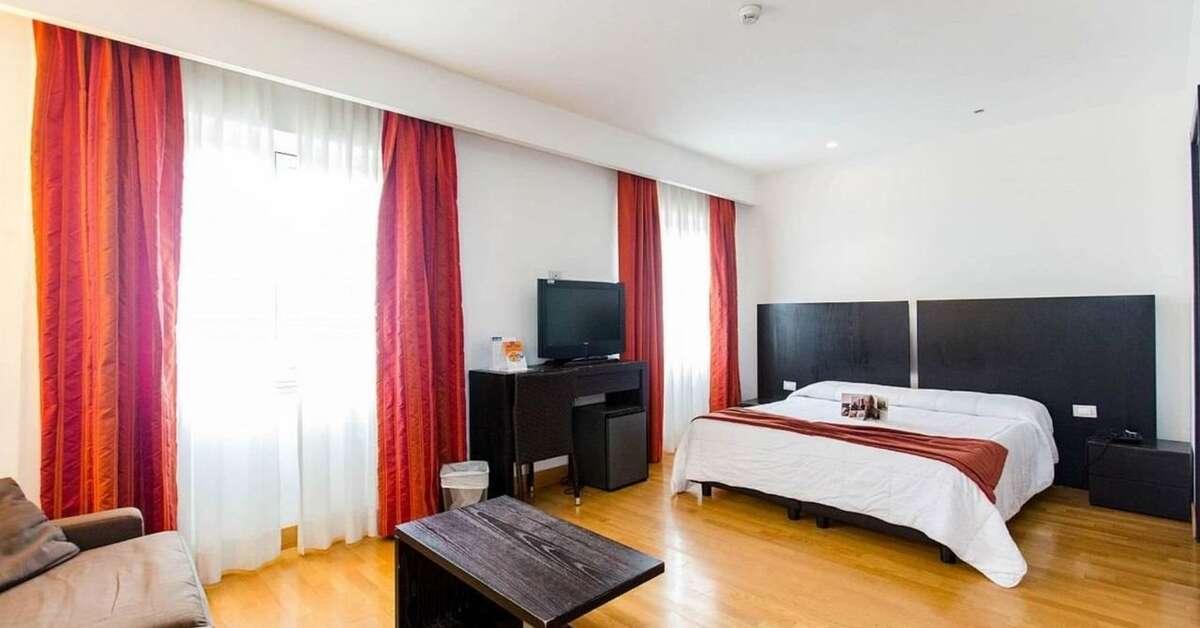 Ein Foto Excel Hotel Roma Montemario