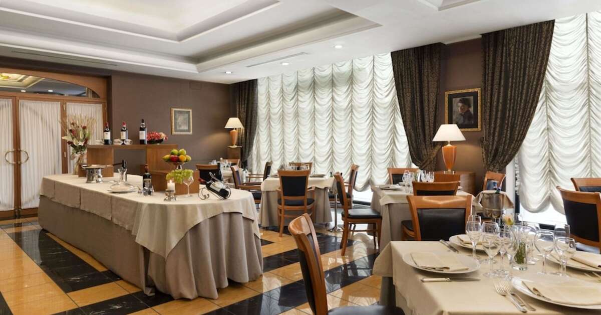 Een foto van de faciliteiten bij Ramada by Wyndham Naples