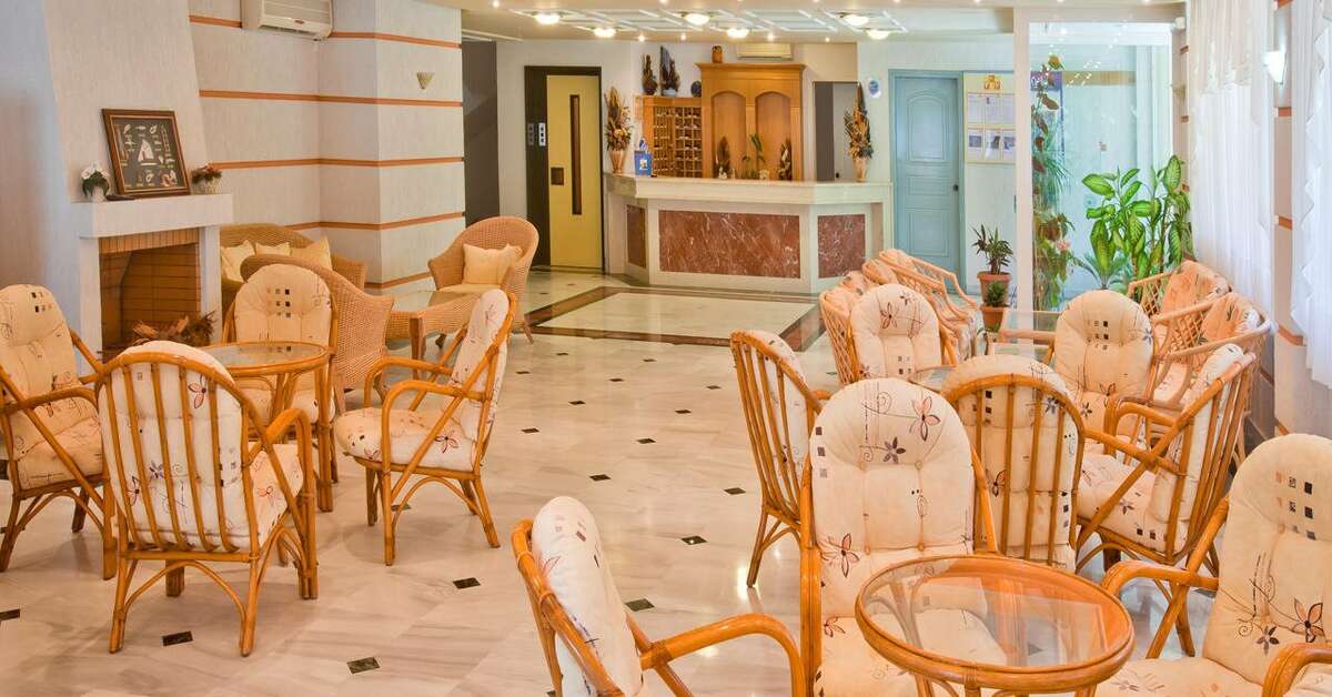 Ein Foto vom Innenbereich im Dedalos Beach Hotel