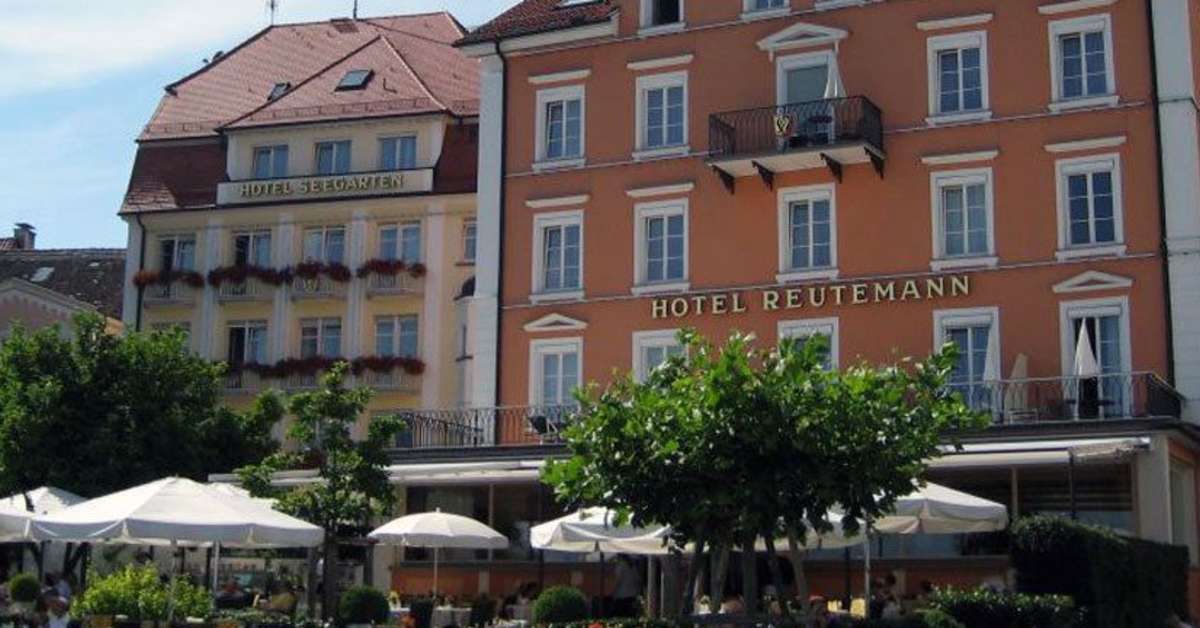 Een foto van de buitenkant van Hotel Reutemann