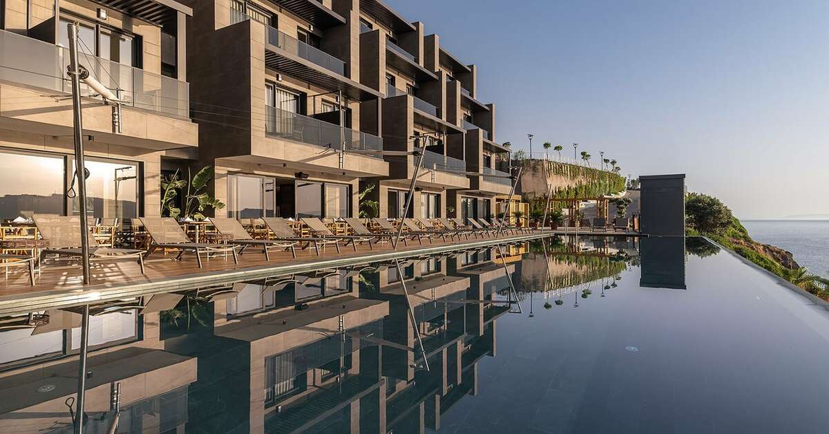 Een foto van het zwembad bij Bodrum Yalikavak - MGallery Collection