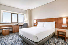 Ein Foto Ramada by Wyndham Lisbon