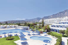 Ein Foto vom Pool im Mare Blue