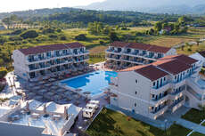 Ein Foto von einer Übersicht des Hotel Angela Beach