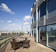 Ein Foto von der Terrasse im Park Plaza Westminster Bridge