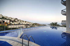 Een foto van het zwembad bij Crystal Hotel Bodrum