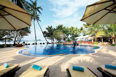 Een foto van een overzicht van Centara Koh Chang Tropicana Resort