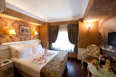 Ein Foto Golden Horn Sirkeci