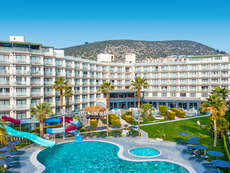 Een foto van een overzicht van Odelia Resort Hotel
