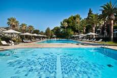 Een foto van een overzicht van Formentor a Royal Hideaway Hotel