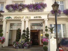 Een foto van een overzicht van Holiday Villa London