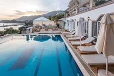 Ein Foto von einer Übersicht des Aqua Princess Hotel