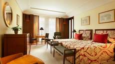 Een foto van een overzicht van Hotel Adlon Kempinski