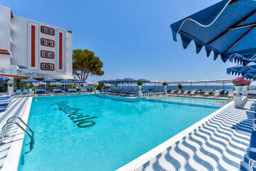 Hotel Mongibello