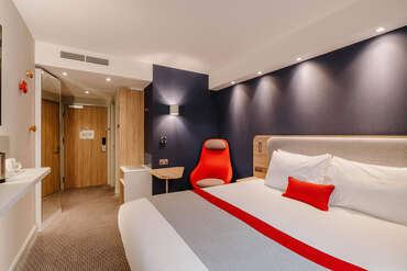 HI Express Liverpool Central