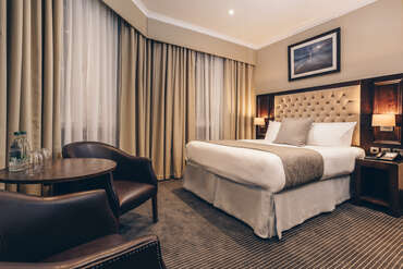 The County Hotel & Aparthotel