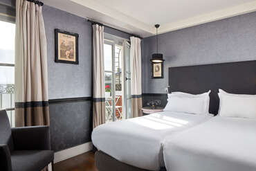 Les Plumes Hotel Paris