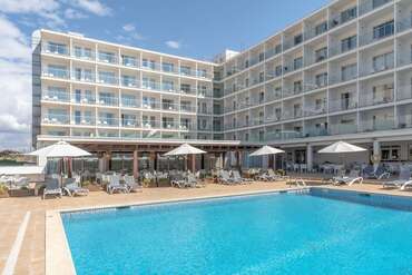 Alua Leo Hotel