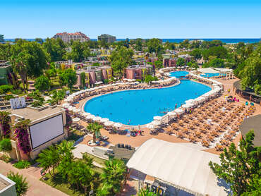 Von Resort Golden Beach