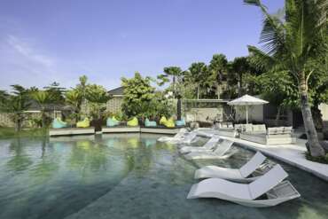 Cross Bali Breakers Resort