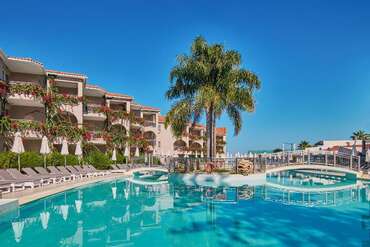 Tsilivi Beach Hotel & Suites