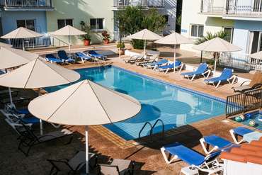 Anais Bay Aparthotel