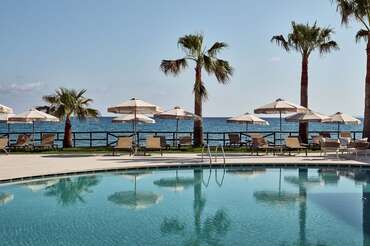 Windmill Bay Hotel