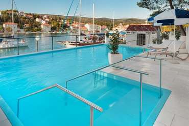 Hotel Milna Osam