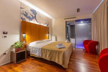 Ipoint Hotel