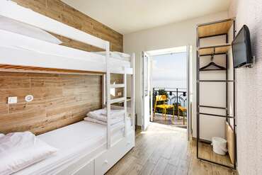 Beach Hostel Link