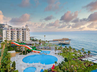 Aria Resort & Spa