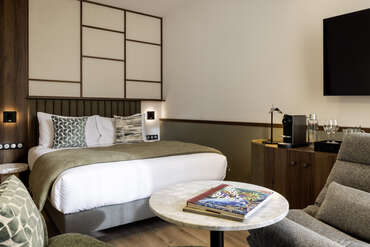 Hotel 56