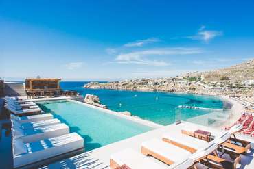 Super Paradise Suites