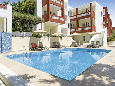 Troulis Aparthotel