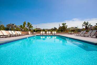 Crowne Plaza Los Angeles Harbor Hotel