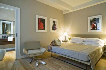 Escalus Luxury Suites