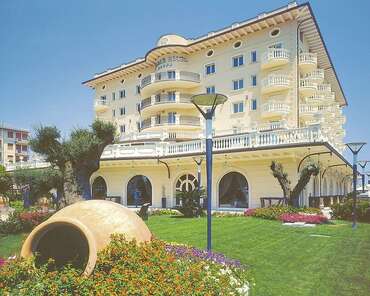 Palace Hotel