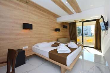 Jona Rooms Podstrana